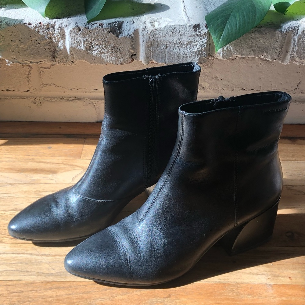 Vagabond Black Leather Heeled Boots Women's Size 38